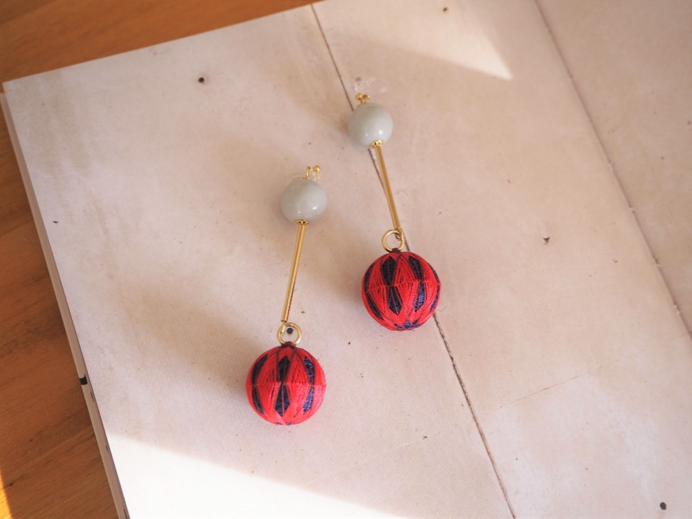 【Retro diamond】大粒レトロTEMARIのピアス（イヤリング）