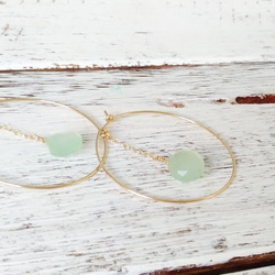 梨型綠玉髓14KGF大圈耳環/  Ｃhrysoprase with 14KGF big hoop earring 第5張的照片