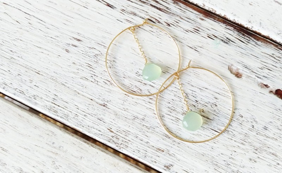 梨型綠玉髓14KGF大圈耳環/  Ｃhrysoprase with 14KGF big hoop earring 第6張的照片