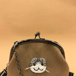 貓咪大臉系列 摺耳貓 口金包 零錢包 縫珠零錢包 含鍊子 第3張的照片
