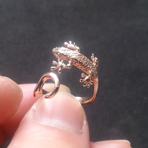 トカゲリングK18PG（女性用） 指輪・リング ｼﾙﾊﾞｰｱｸｾｻﾘｰ TASUKU