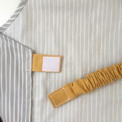 自分で着れるキッズエプロン 三角巾セット 北欧柄風グレー 4枚目の画像