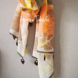 春色！マーブリング染めスカーフ・オヤ付き　オレンジ系　綿 2枚目の画像