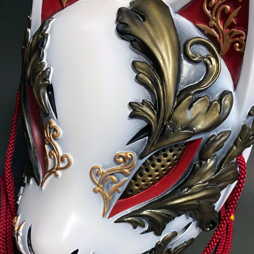 狐面 61ltgFFx+xL._AC_SY350_QL65_.jpg