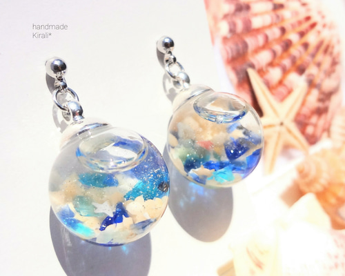 【352】海 波模様 ガラスドーム ピアス イヤリング シーサイド☆液体入り海辺のガラスドームピアス【ｻｰｼﾞｶﾙｽﾃﾝﾚｽ】 ピアス