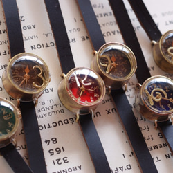 メタルナンバー　フローティング　ミニ　12　赤  Kei-1  手作り 腕時計 真鍮 2枚目の画像