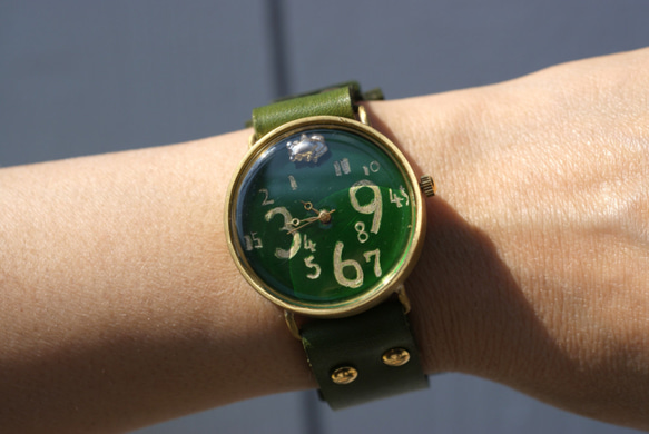 ミレバミルホド若返る！逆回転カエル時計。 2枚目の画像