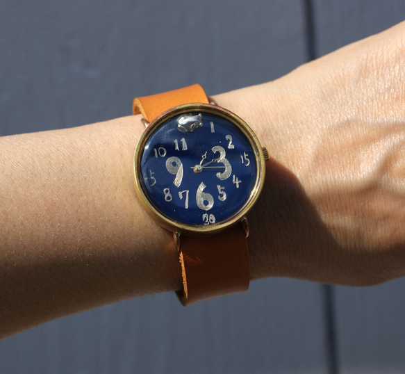 ミレバミルホド若返る！逆回転カエル時計。 3枚目の画像