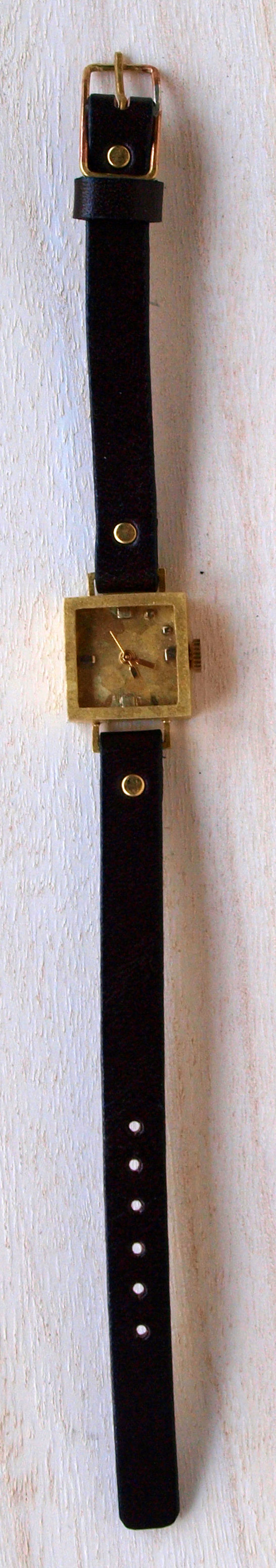 キャラメルミニ正方形b 手作り腕時計　真鍮、革 8枚目の画像