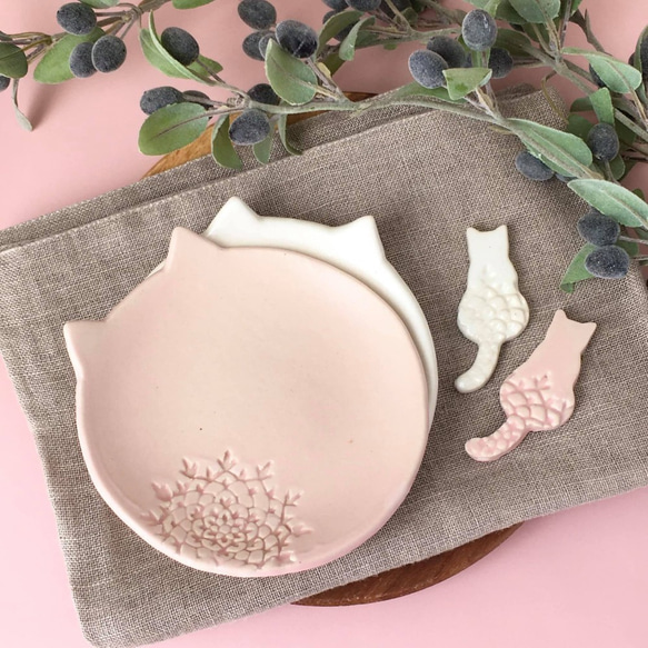 猫のうつわ「桜色の猫小皿＋箸置き」おひとりさまセット　予約販売 1枚目の画像
