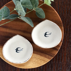 鳥のうつわ「ツバメ」豆皿 セット 受注制作 薬味皿・豆皿 minakawaneko