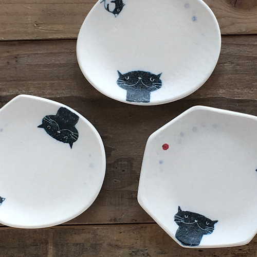 猫のうつわ「黒猫とペンギン」豆皿 薬味皿・豆皿 minakawaneko 通販