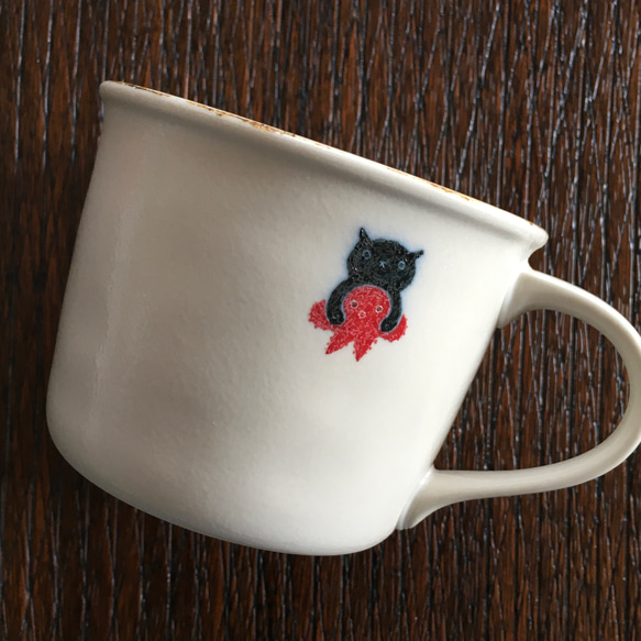 「みなかわねこ の猫にタコ」オンラインお茶会マグカップと刺繍ブローチセット 9枚目の画像
