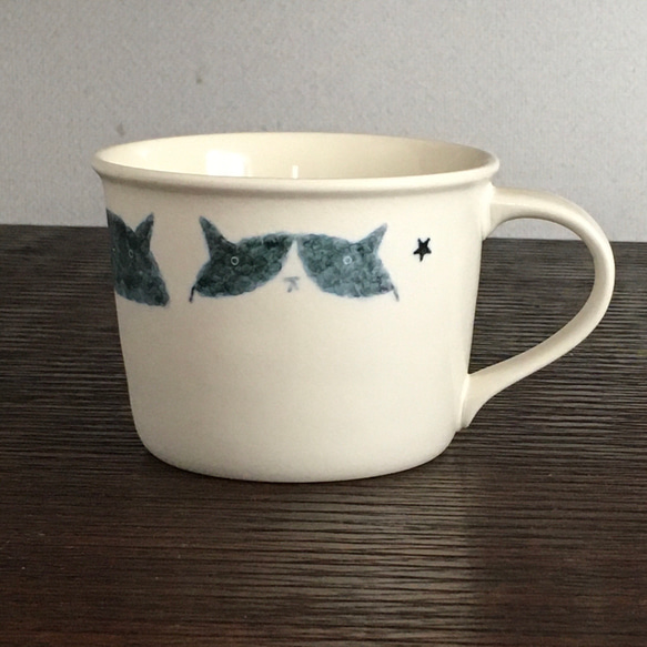 「猫いっぱい」ふちねこ　マグカップ 1枚目の画像