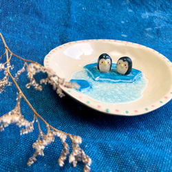 桌上風景 陶瓷企鵝夫妻飾物碟 第2張的照片