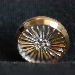 Germany vintage button 40s ゴールド×デイジー ドイツ ヴィンテージガラスボタン 3枚目の画像