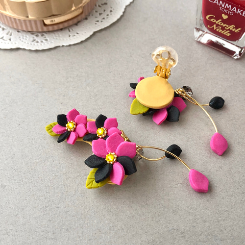 最高にエロかっこいいお花のイヤーカフ アシンメトリー ポリマークレイ