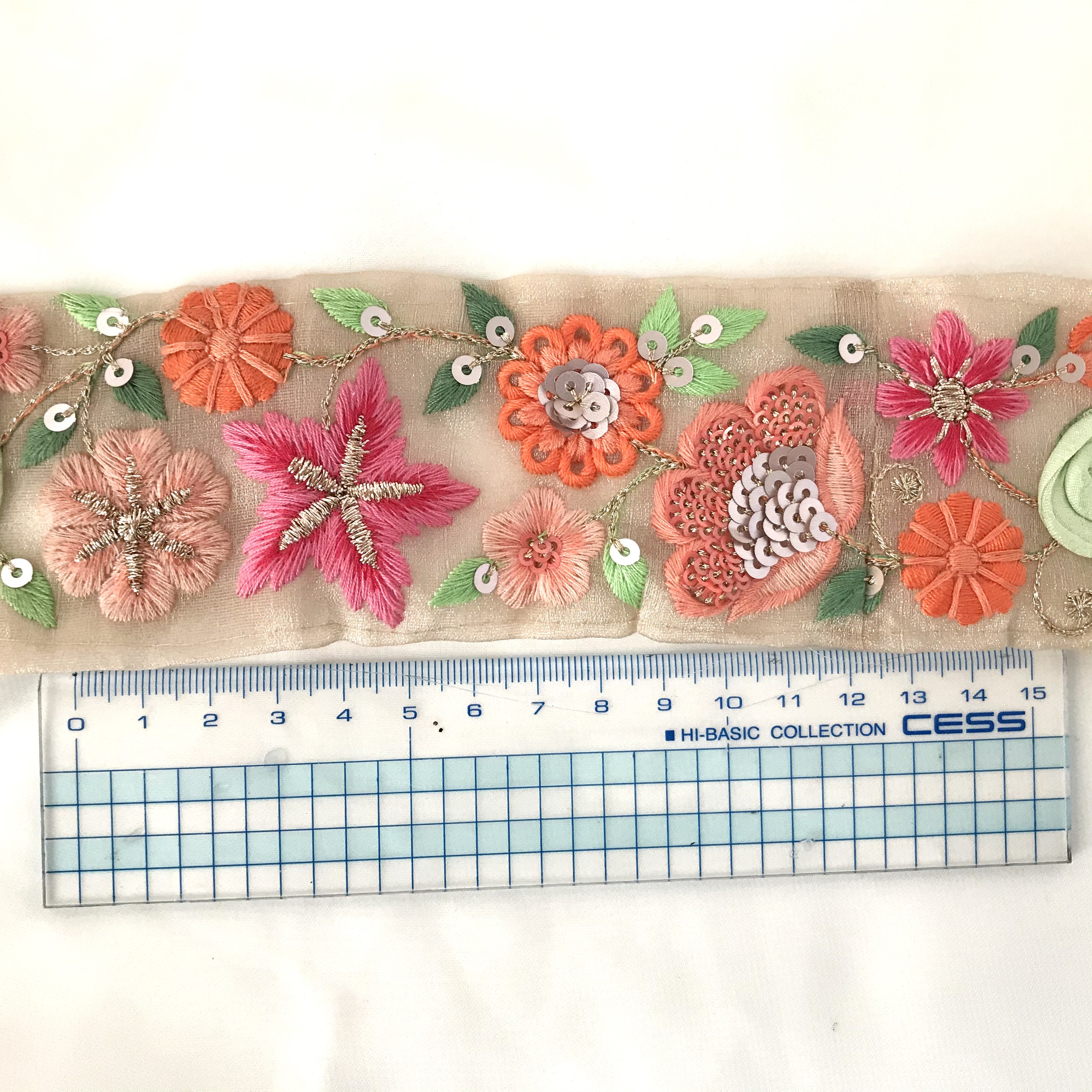 2mインド刺繍生地 ベージュ インド刺繍 コットンリネン ベージュ
