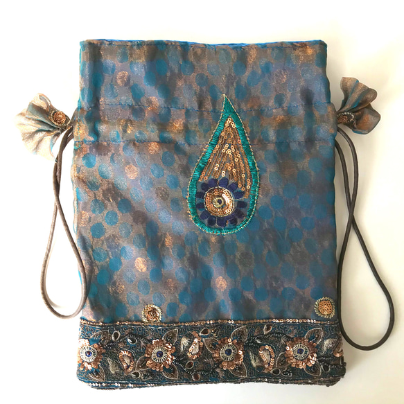 インド刺繡　　巾着バック　ポーチ　NO,8 バイカラー　インド　サリー　サリーボーダー　　刺繍　生地　布　素材　小物　　 5枚目の画像
