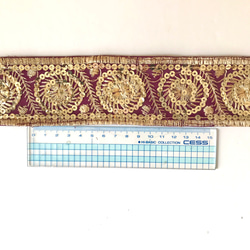 インド刺繍リボン　ユーズド　NO,8 インド　サリーボーダー　刺繍　生地　布　素材　テープ　小物 5枚目の画像