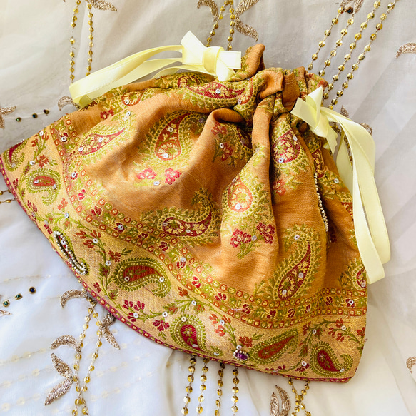 インド刺繡 巾着バック 長方形ポーチ NO,2 ブラウン インド サリー