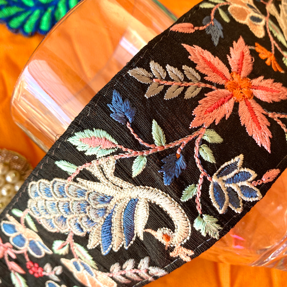 インド刺繍リボン NO,67 インド サリーボーダー 刺繍 生地 布 素材 