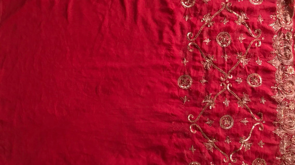 インド刺繡　　インド　刺繍　生地　布　素材　小物　レッド　R-20　 1枚目の画像