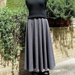 ウールヘリンボーンロングフレアースカート　グレー 1枚目の画像