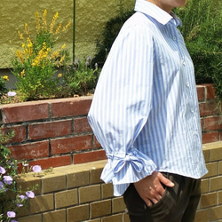 リボン付きバルーン袖ストライプブラウス　白×水色 4枚目の画像