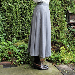 ウールペンシルストライプソフトプリーツスカート　ライトグレー 2枚目の画像