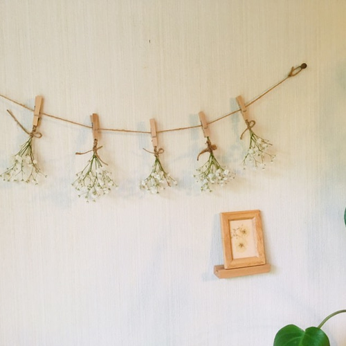 ドライフラワー ホワイト ガーランド カスミソウで作りました  