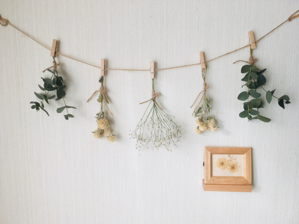 グリーンホワイトドライフラワーガーランド