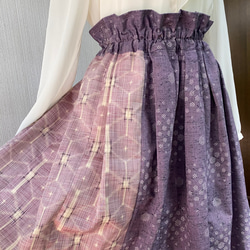 絹紬　２柄　渋紫幾何学ドット　ピンク麻の葉模様フレアスカート　着物裏白絹ペチコート付　85 3枚目の画像
