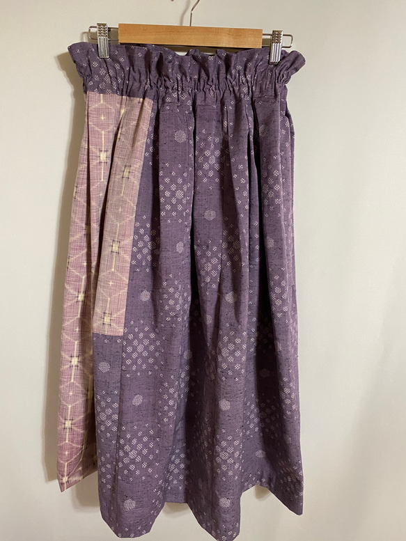 絹紬　２柄　渋紫幾何学ドット　ピンク麻の葉模様フレアスカート　着物裏白絹ペチコート付　85 7枚目の画像