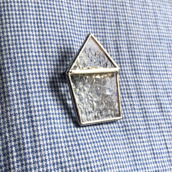 おうちブローチ　『ダイヤ』　ステンドグラス　昭和レトロガラス　アンティーク　型ガラス　もったいないをカタチに 4枚目の画像