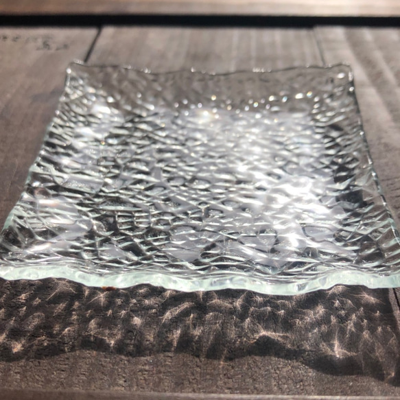ダイヤ　　波小皿　　昭和レトロガラス　アンティーク　型ガラス　もったいないをカタチに　思い出と一緒に 2枚目の画像