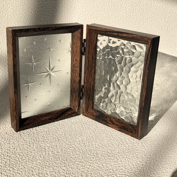 『銀河』と『石目』　フレーム　昭和レトロガラス　アンティーク　もったいないをカタチに　 1枚目の画像