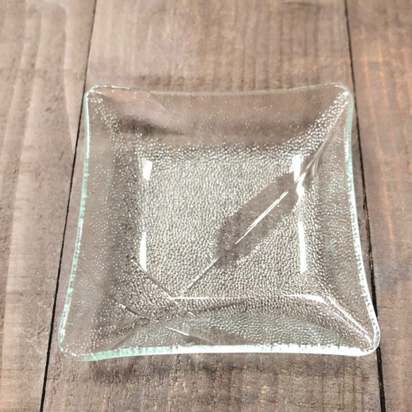 ささ　　豆皿　小さい皿　昭和レトロガラス　アンティーク　型ガラス　もったいないをカタチに　思い出と一緒に 6枚目の画像