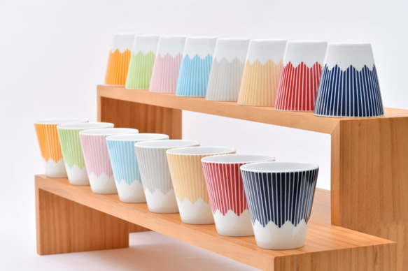 富士山モチーフ　カップ（Ｈ） 赤 3枚目の画像