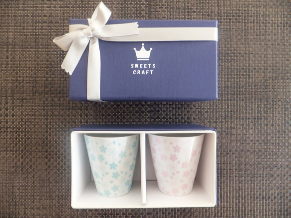 2 件套櫻花圖案杯 (H)，裝在專屬禮品盒中 第1張的照片