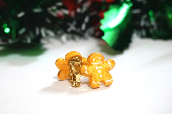 小巧薑餅人耳環 | 仿真迷你食物黏土製夾耳環 聖誕禮物 接單製作 第2張的照片