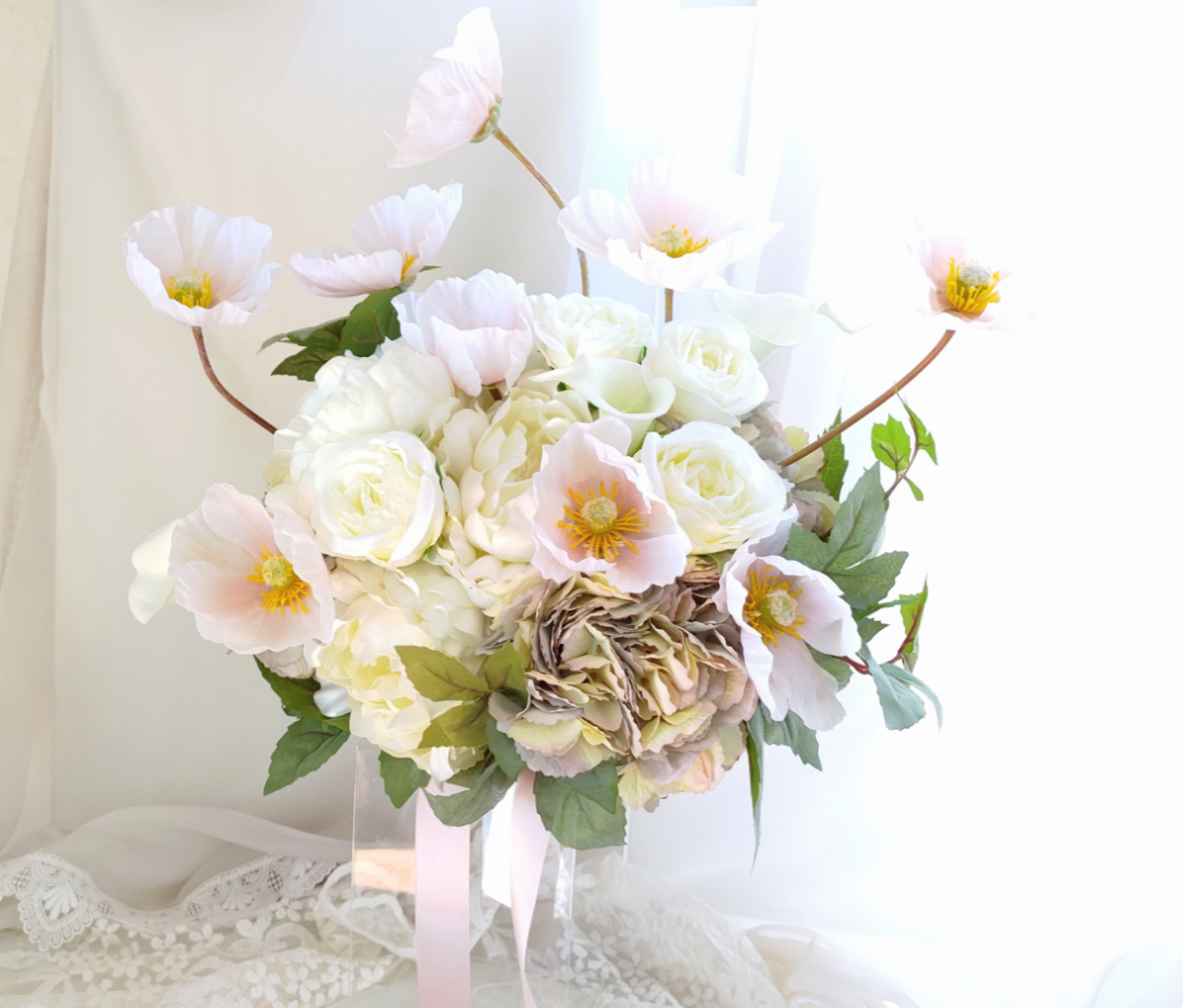 ウエディングクラッチブーケ(そよ風に舞うPポピー)ブートニア込み 世界で１つ貴女だけにお勧めします