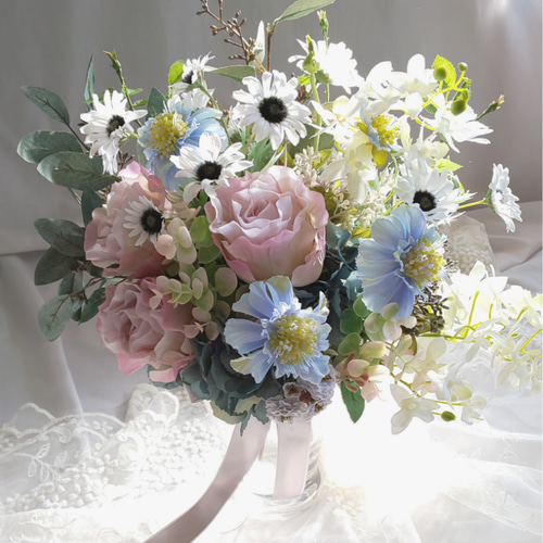 【美品】ウエディングブーケ ウエディングクラッチブーケ（エレガント）ブートニアこみ 貴女