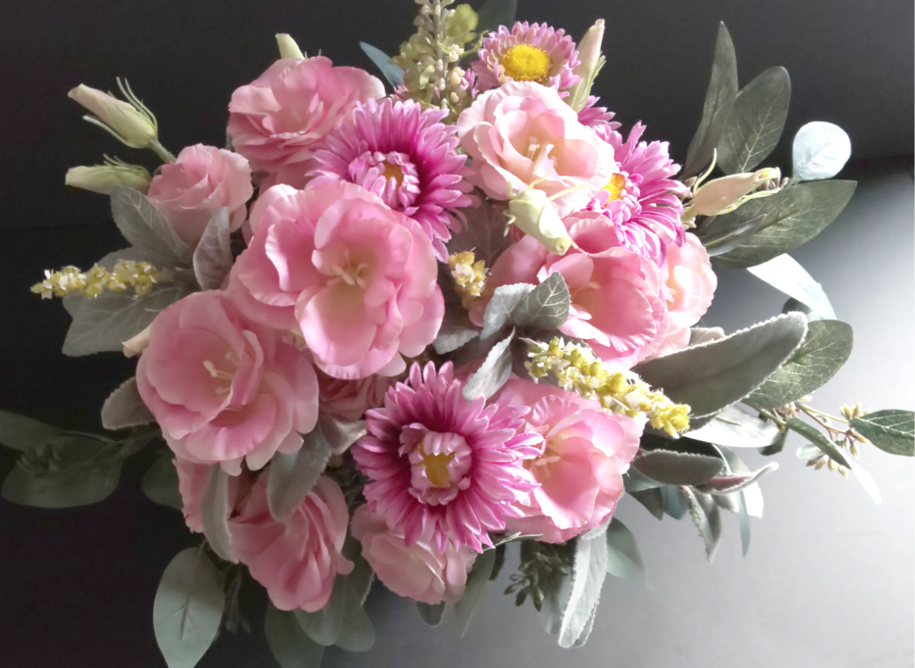 ウエディングブーケ（ふんわりと優しいPトルコキキョウ）ブートニアこみ 貴女だけの一点物オリジナルブーケです。