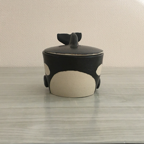 作家　陶芸作家　工芸品　蓋物　茶道具　シュガーポット　小物入れ アンティーク調のシュガーケース 国産 瀬戸焼 シュガーポット