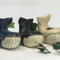 工房彩陶「鯨花器 」（くじら クジラ 黒 ブラック 香炉 陶器 一輪ざし