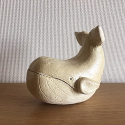 工房彩陶「鯨小物入れ」（くじら クジラ 白 ホワイト 香炉 陶器