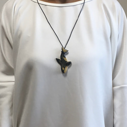 シャチのペンダント (陶器 クジラ 鯱 プレゼント ネックレス