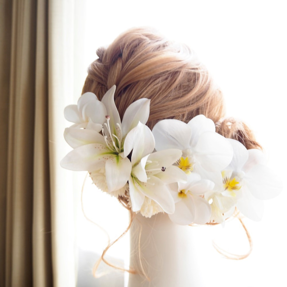 ヘッドドレス・髪飾り　白・プルメリア・蘭・百合・紫陽花　結婚式・ウエディング・ブライダル　和装・白無垢・和婚 3枚目の画像