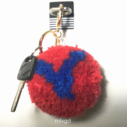 BIGBANG ピンクファーキーホルダー （BIGBANG ファー風ポンポン